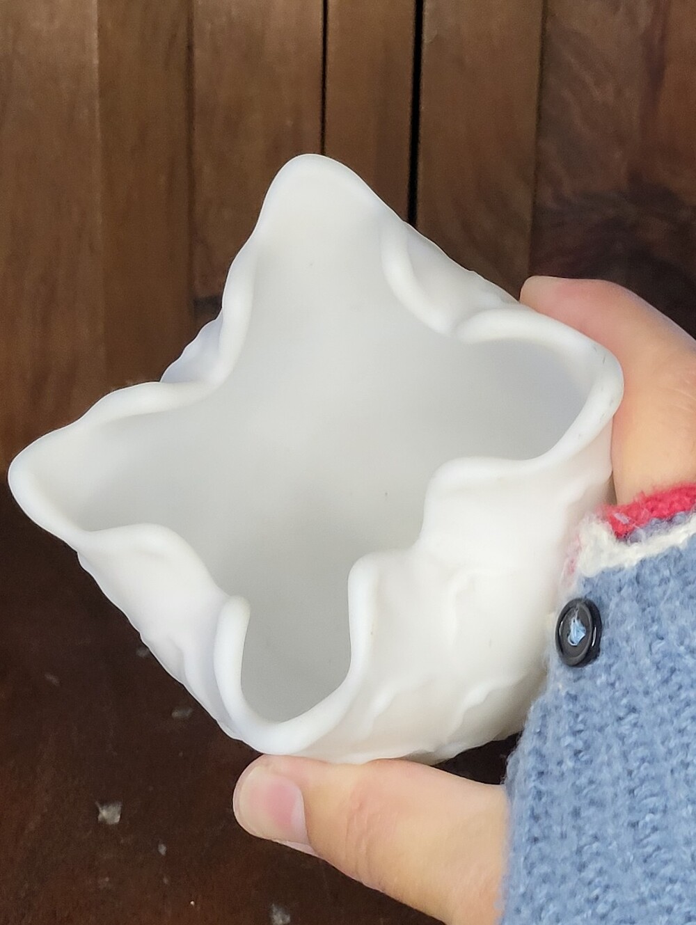 Milk Glass Vase - Picture 10 of 12